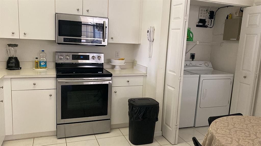 6070 Heliconia Rd Delray Beach, FL 33484 - Thumbnail 5