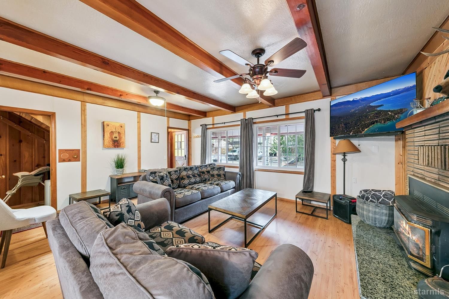2265 Arizona Ave South Lake Tahoe, CA 96150 - Thumbnail 5