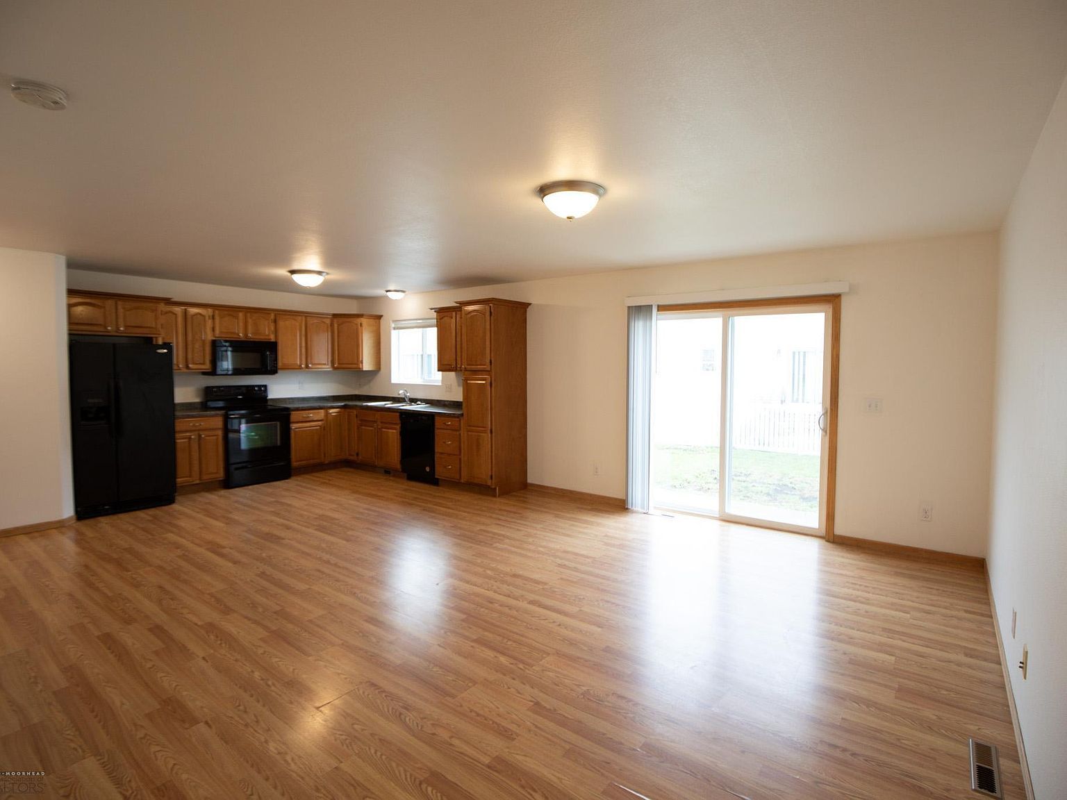 4272 51st St S Fargo, ND 58104 - Thumbnail 5