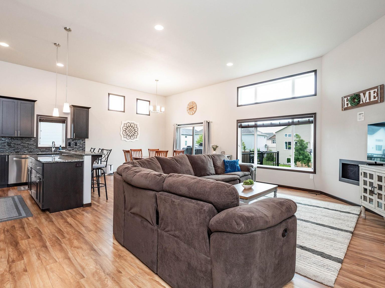 3137 6th St E West Fargo, ND 58078 - Thumbnail 5