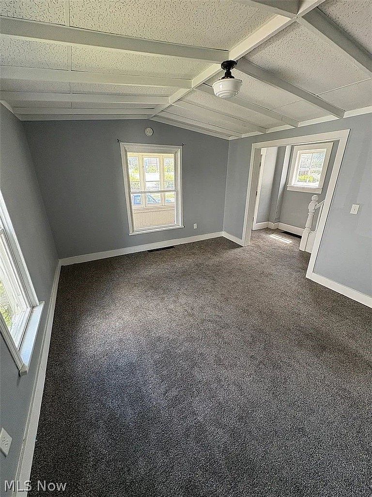 284 3rd St NW Barberton, OH 44203 - Thumbnail 5