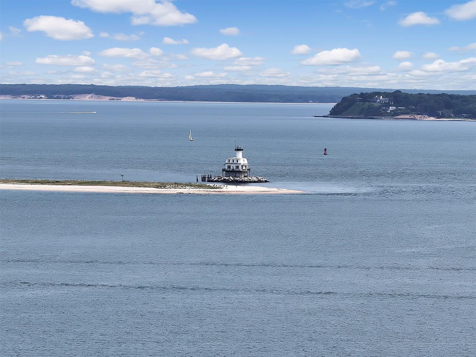 12910 Main Rd East Marion, NY 11939 - Thumbnail 5