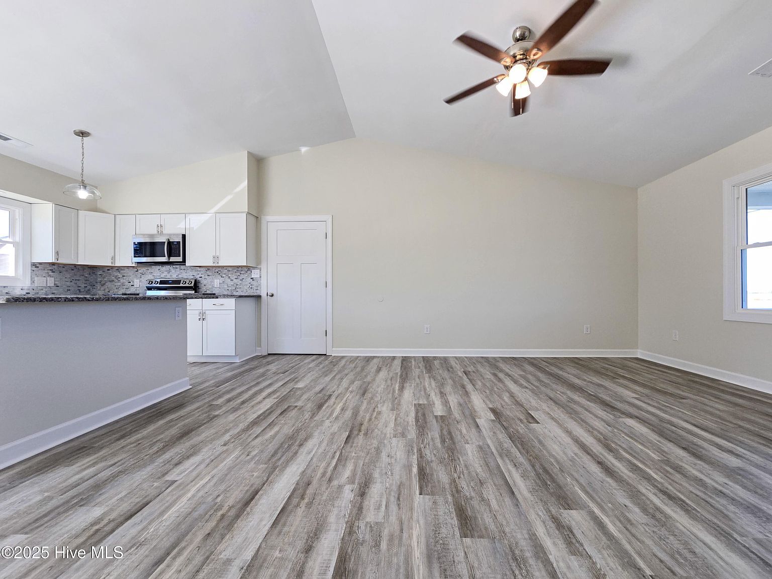 1211 Davis Bay Rd Elizabeth City, NC 27909 - Thumbnail 5