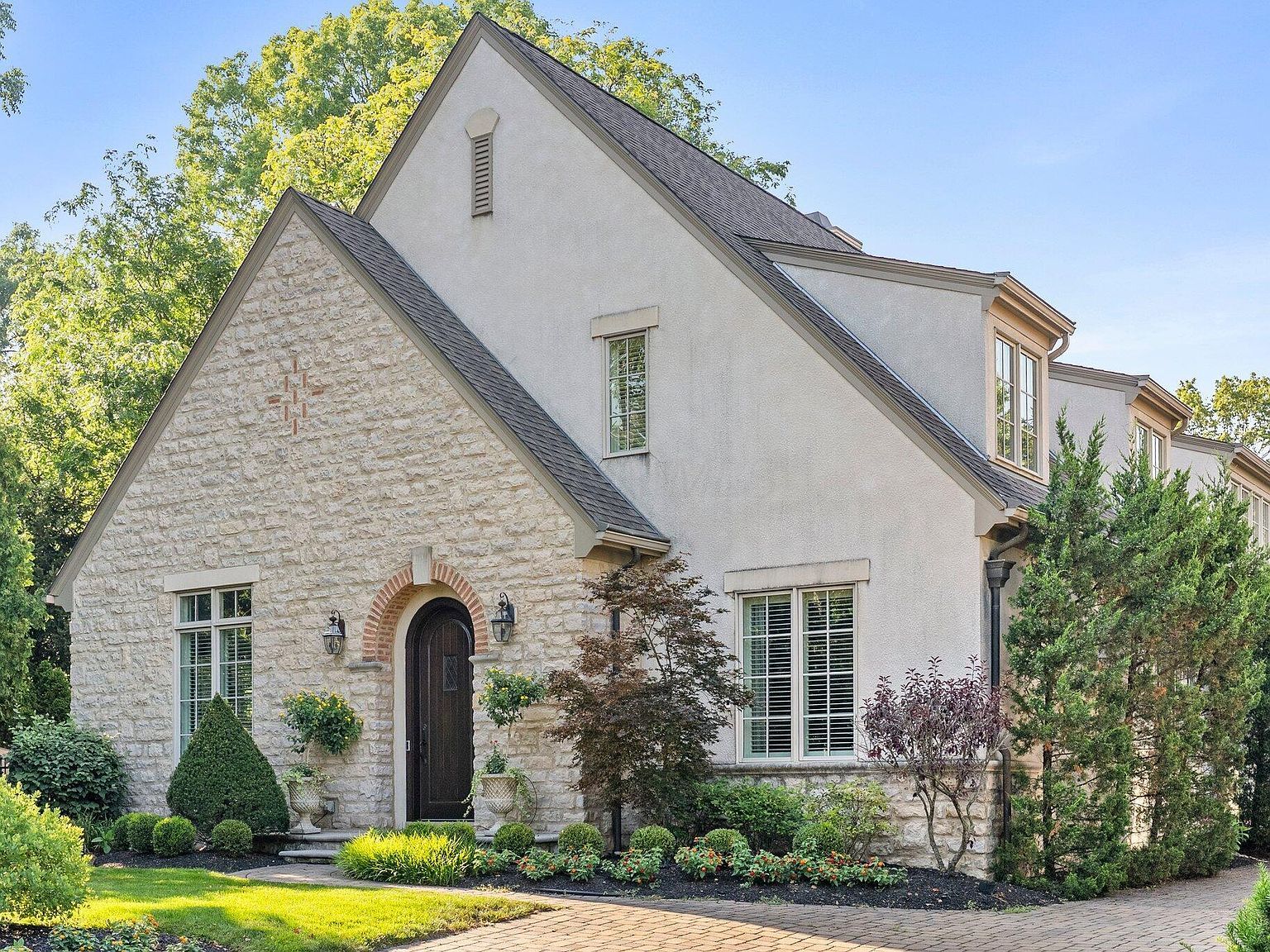 3507 River Avon Cir Columbus, OH 43221 - Thumbnail 5