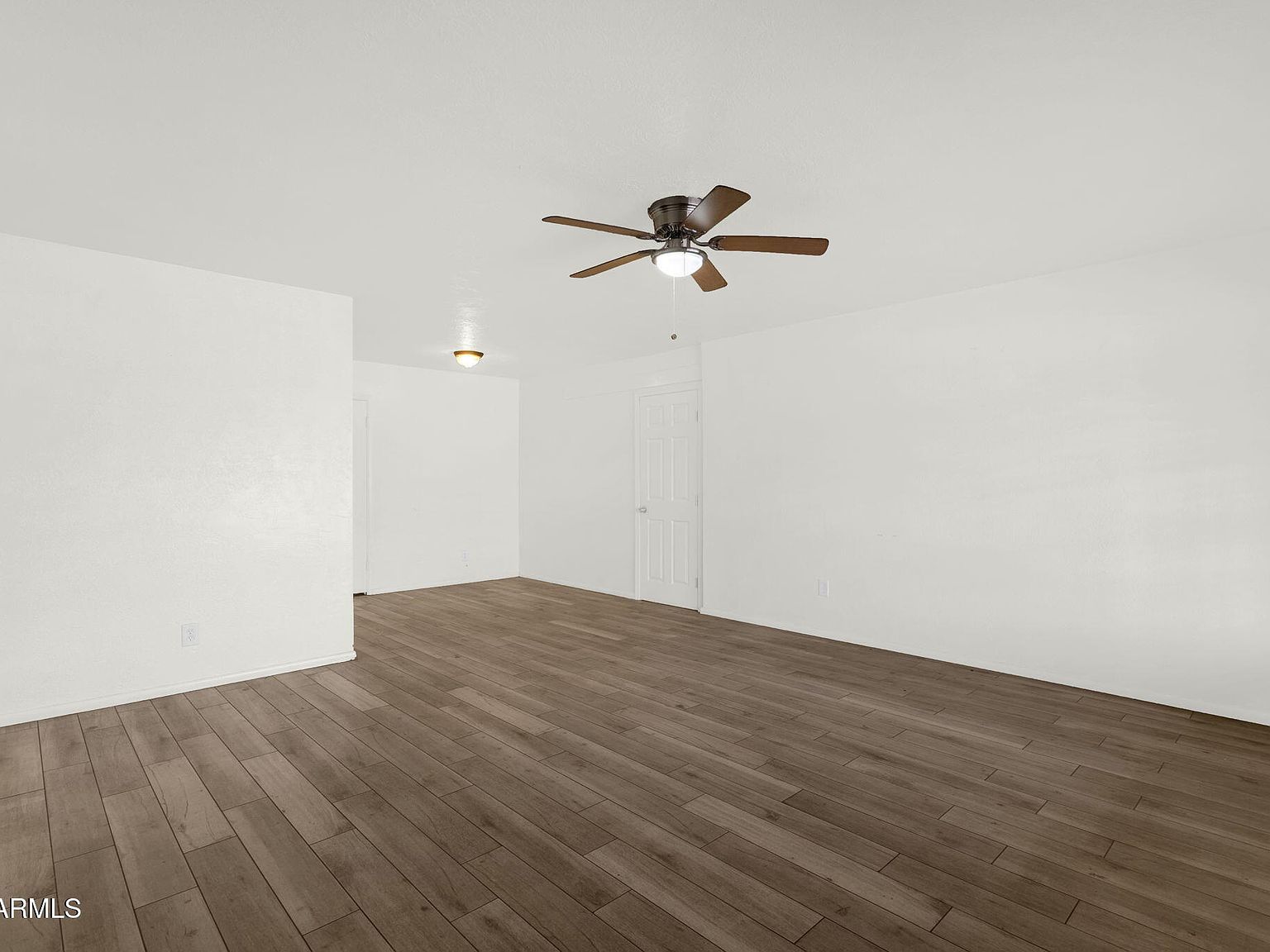 3939 W Cavalier Dr Phoenix, AZ 85019 - Thumbnail 5