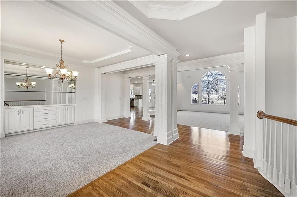 10105 River Hills Dr Parkville, MO 64152 - Thumbnail 5