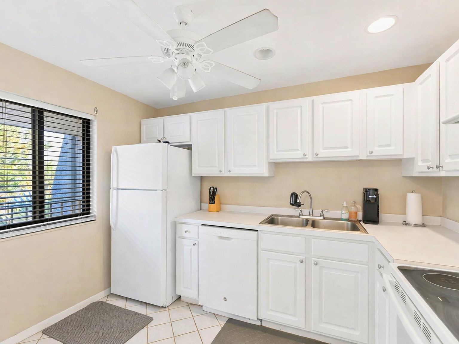 4266 D Este Ct #307 Lake Worth, FL 33467 - Thumbnail 5