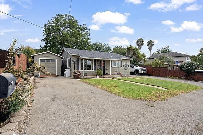 22 Heiner Rd Watsonville, CA 95076 - Thumbnail 5