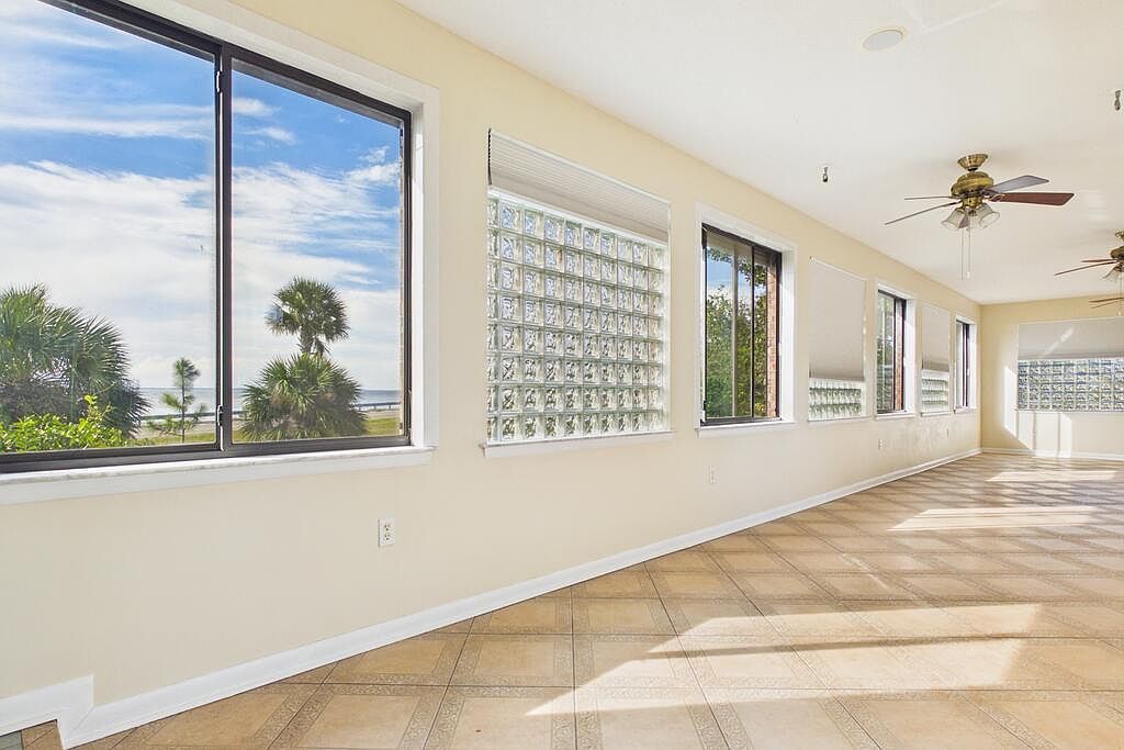 103 Sunset Cir Port Saint Joe, FL 32456 - Thumbnail 5
