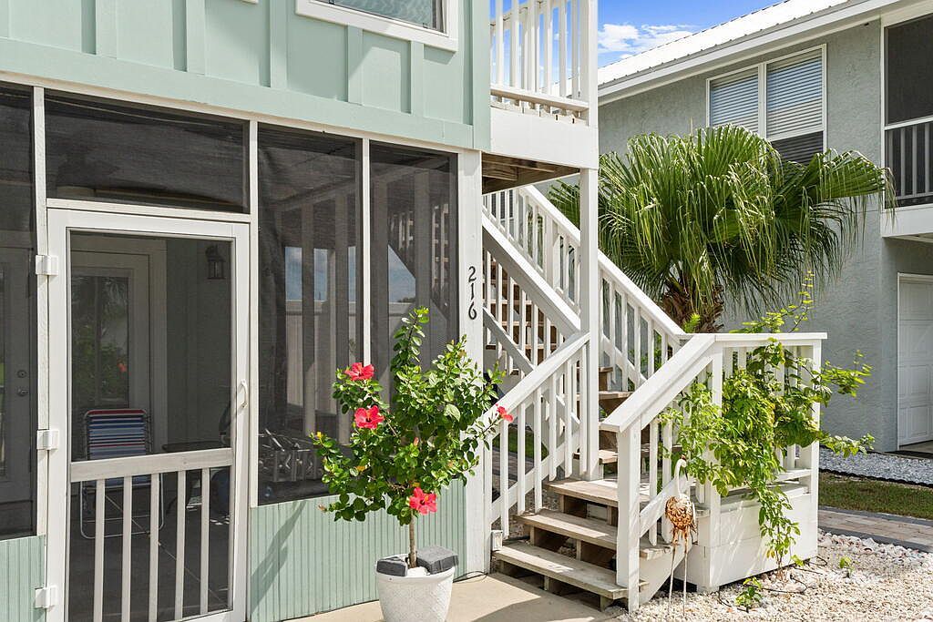 216 Gulf Aire Dr Port Saint Joe, FL 32456 - Thumbnail 5