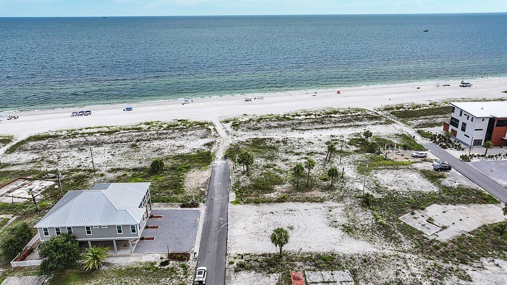 106 29th St Mexico Beach, FL 32456 - Thumbnail 5
