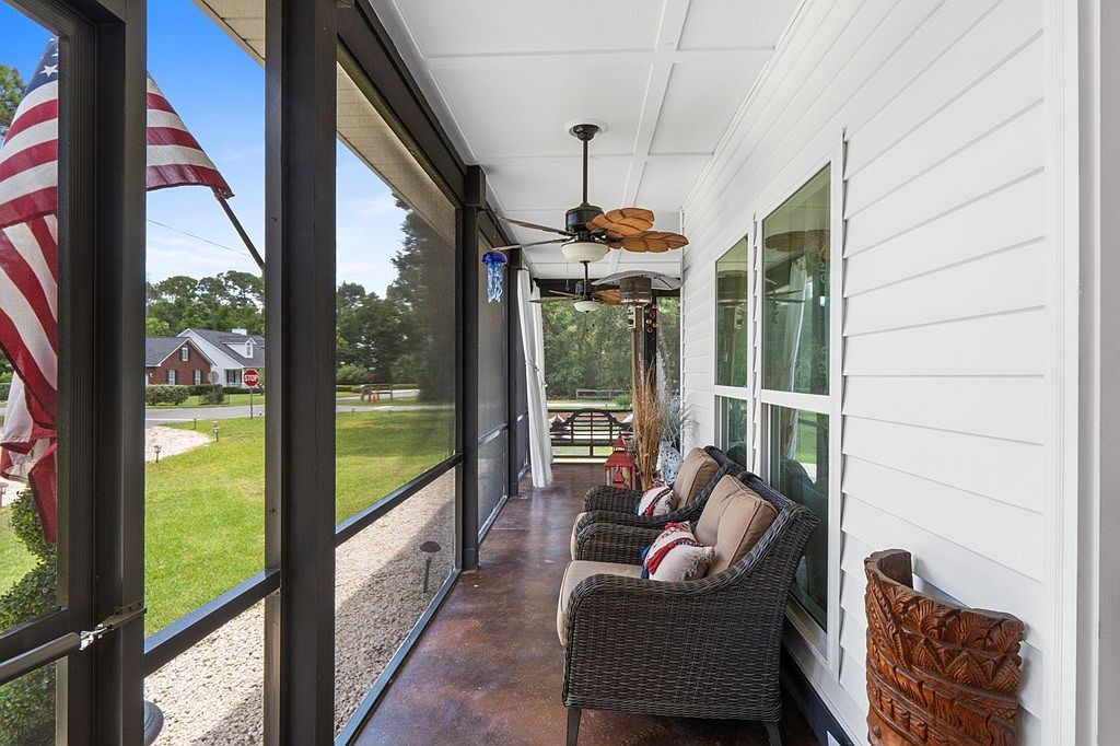 242 15th St Apalachicola, FL 32320 - Thumbnail 5