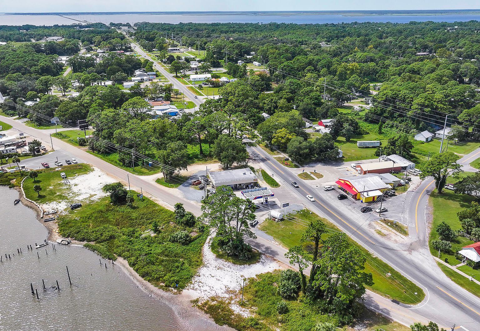 362 Patton Dr Eastpoint, FL 32328 - Thumbnail 5
