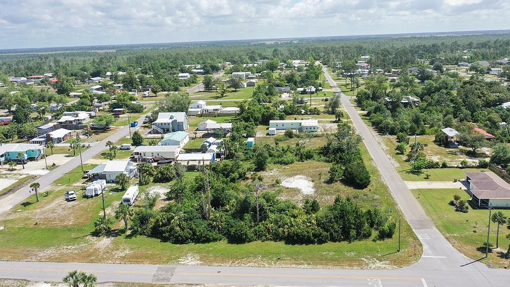 217 Gulf St Port Saint Joe, FL 32456 - Thumbnail 5