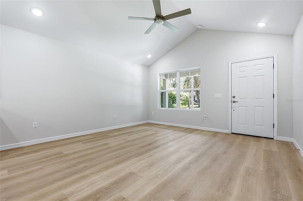 2447 SE 10TH AVENUE Gainesville, FL 32641 - Thumbnail 5