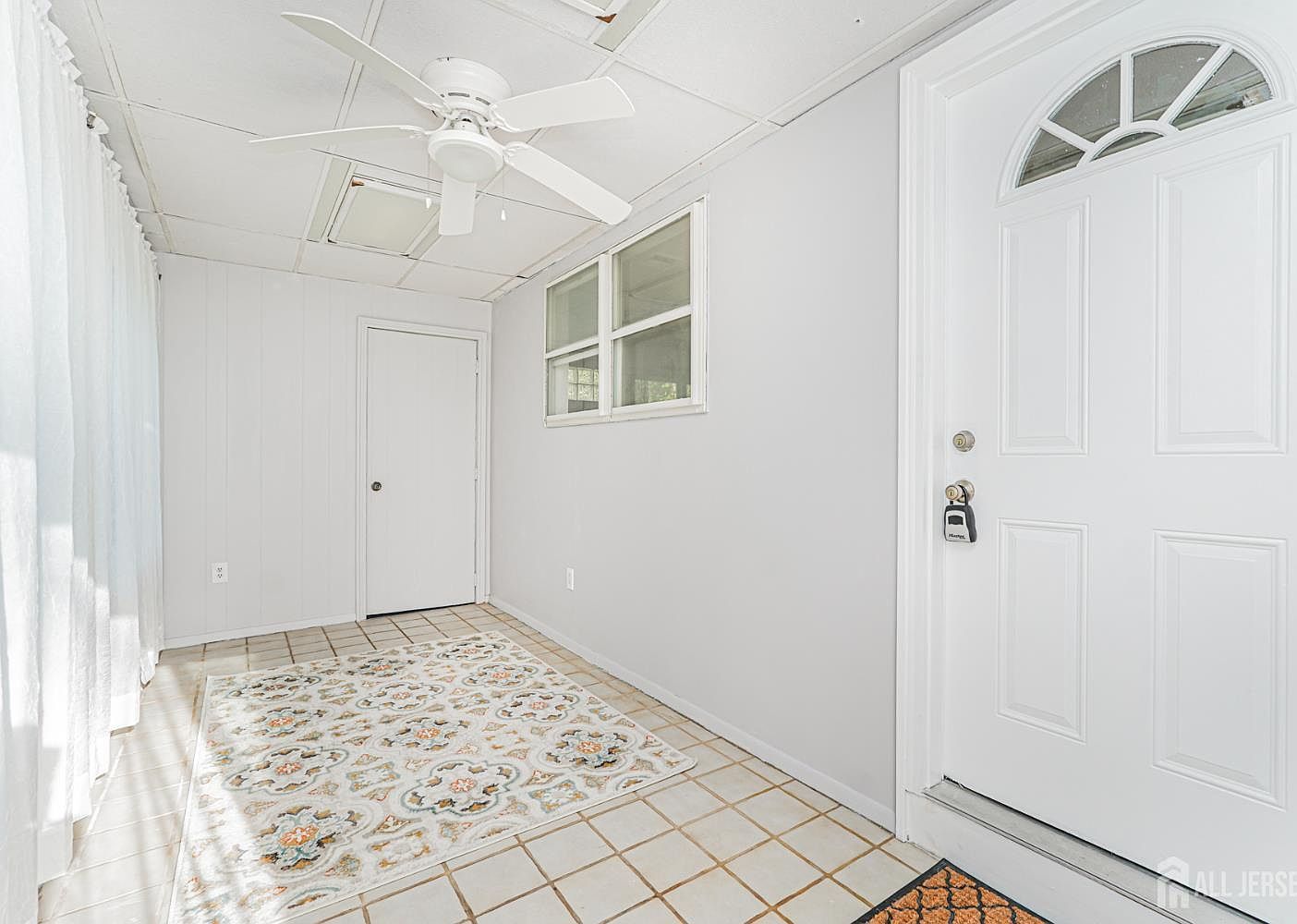 8C Connie Ln Jackson, NJ 08527 - Thumbnail 5