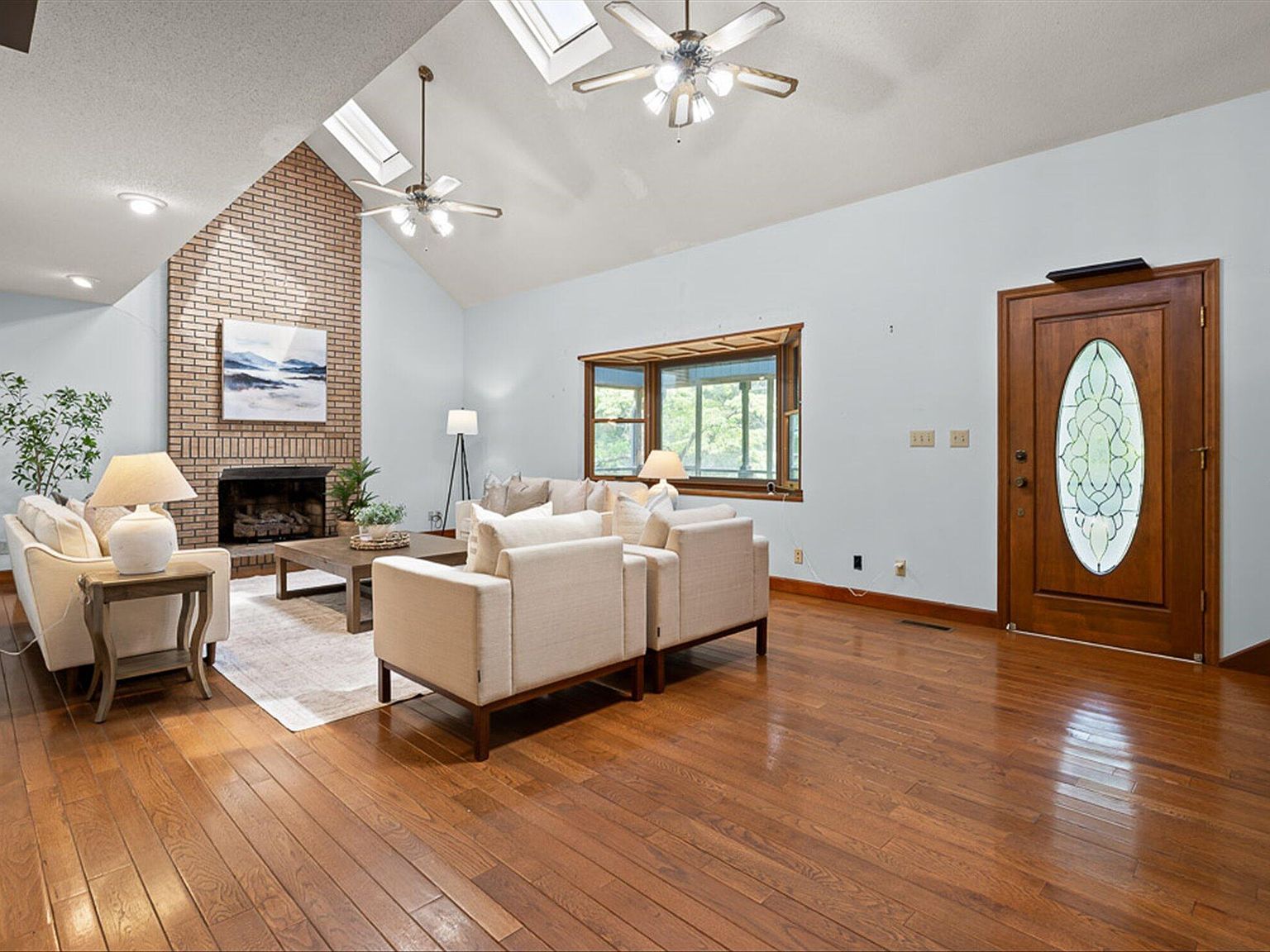 2401 Igou Ferry Rd Soddy Daisy, TN 37379 - Thumbnail 5