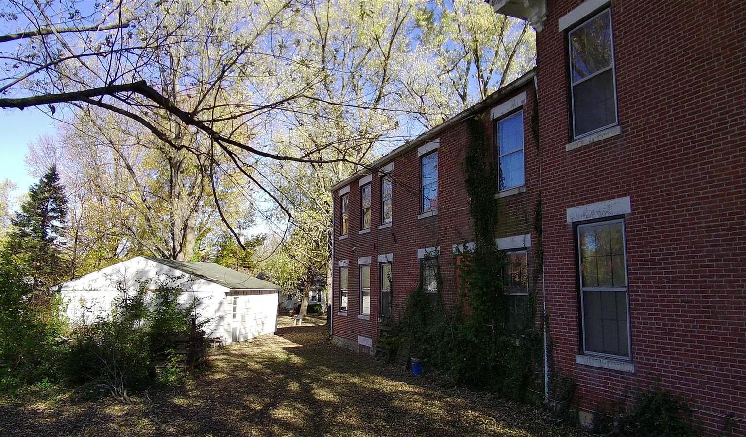 1007 Forest Ave Belleville, IL 62220 - Thumbnail 5