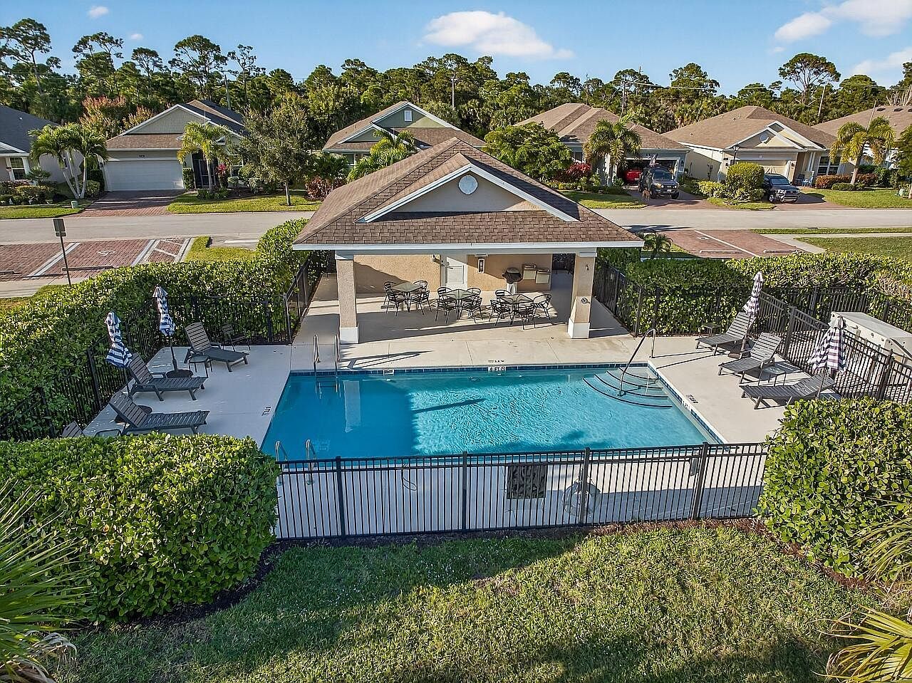 111 Sandcrest Cir Sebastian, FL 32958 - Thumbnail 5