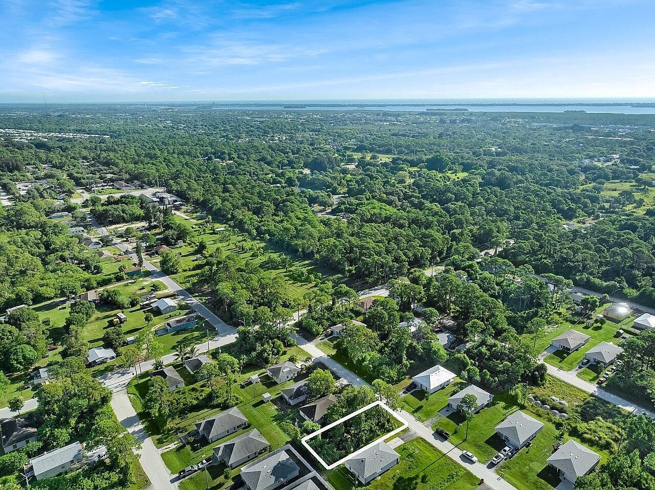 1145 10th Ct SW Vero Beach, FL 32962 - Thumbnail 5