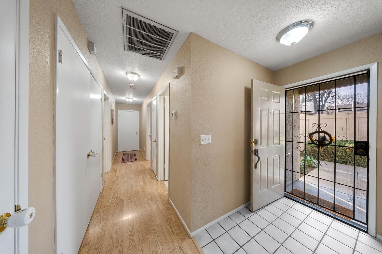 1116 Cedar Creek Dr Unit 4 Modesto, CA 95355 - Thumbnail 5