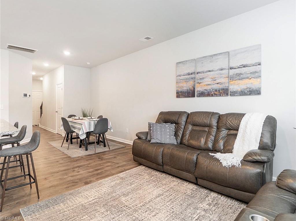 1231 Adrian Ct Mebane, NC 27302 - Thumbnail 5