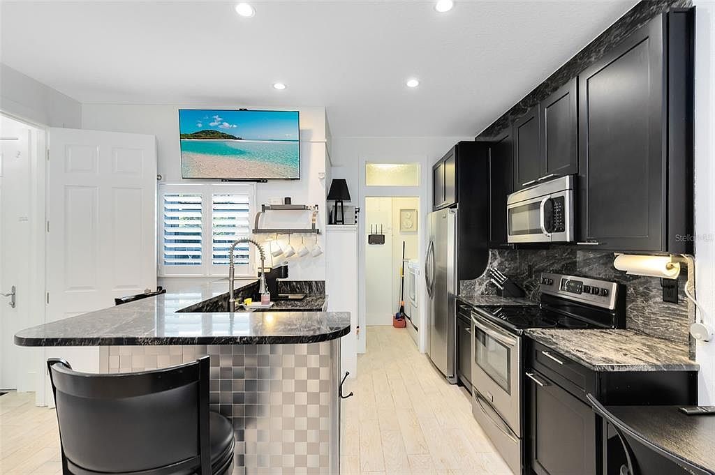 726 N Pennsylvania Ave Winter Park, FL 32789 - Thumbnail 5