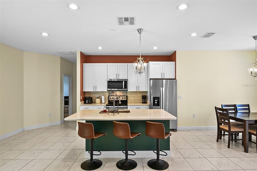 2626 Coachman Dr Deltona, FL 32738 - Thumbnail 5