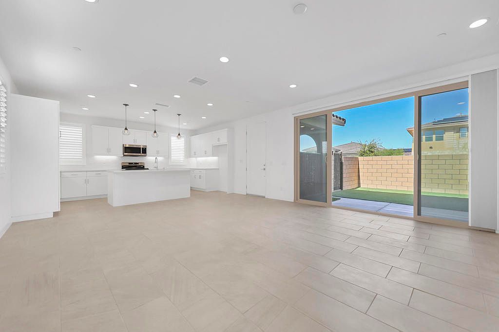 35923 Lasuen St Palm Desert, CA 92211 - Thumbnail 5