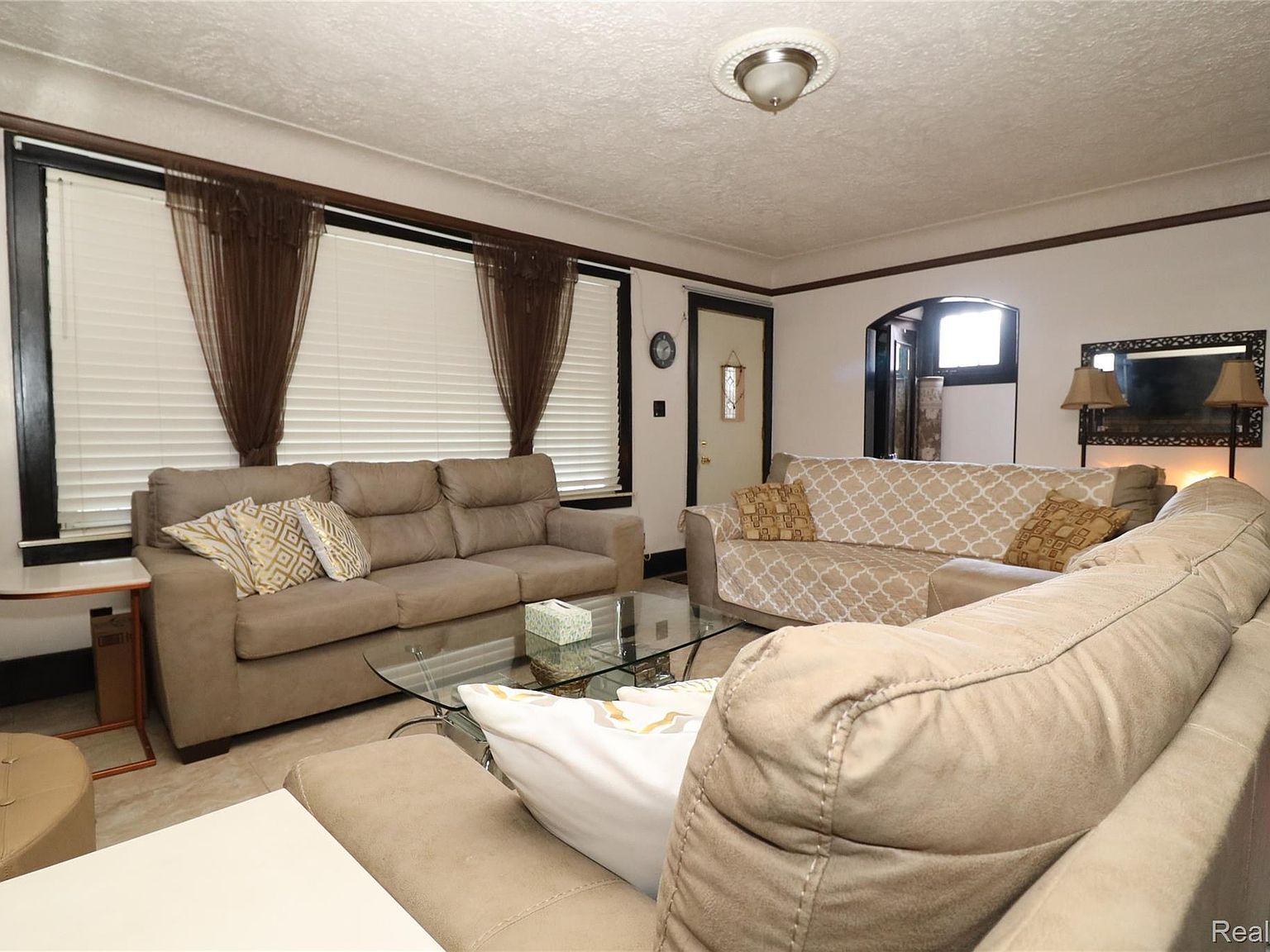 6019 Maple St Dearborn, MI 48126 - Thumbnail 5