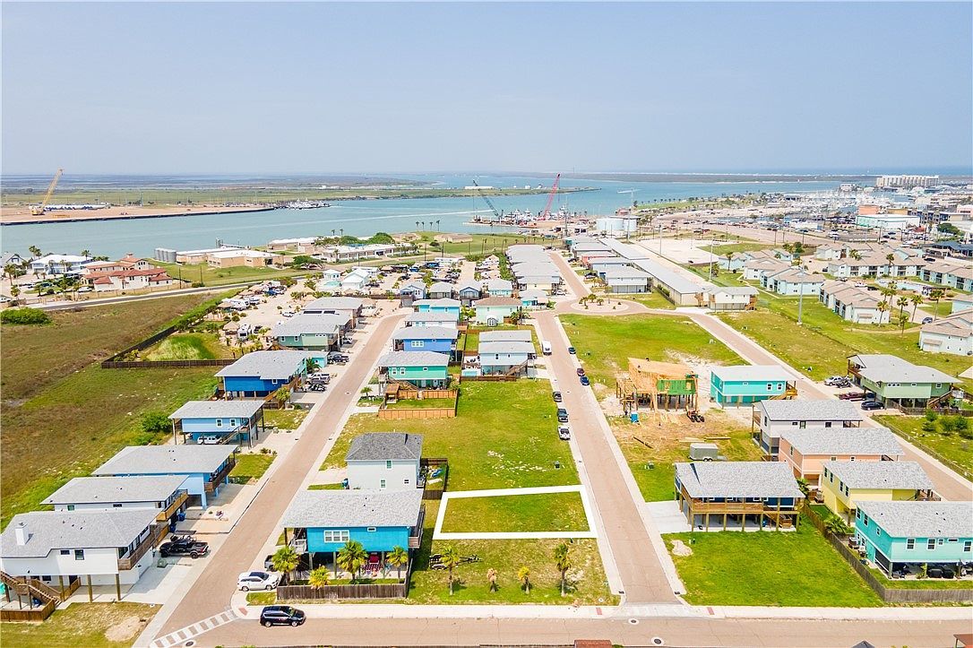 253 Port Arthur St Port Aransas, TX 78373 - Thumbnail 5
