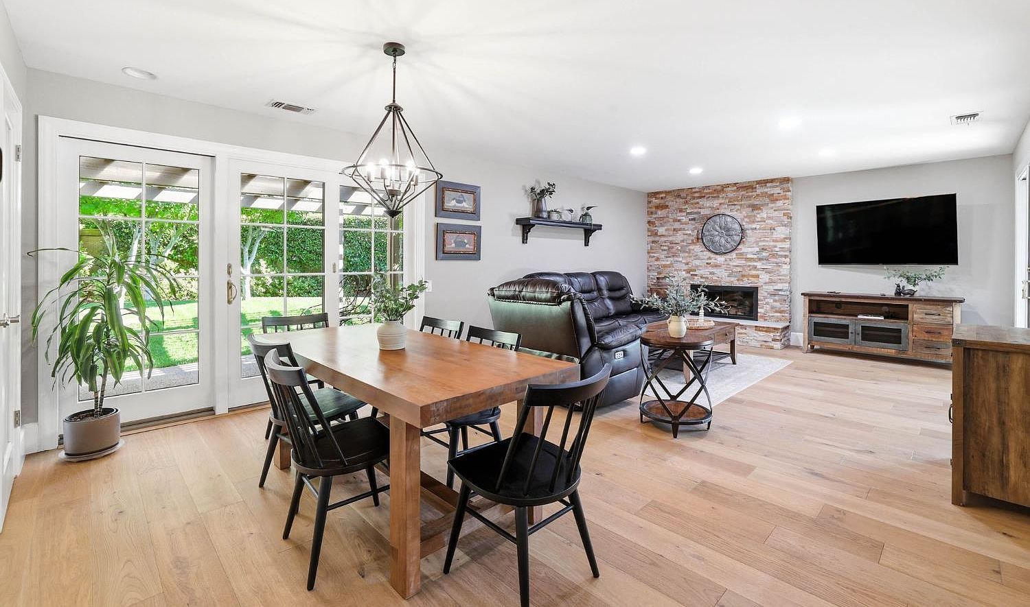 1911 Black Slate Ct Gold River, CA 95670 - Thumbnail 5