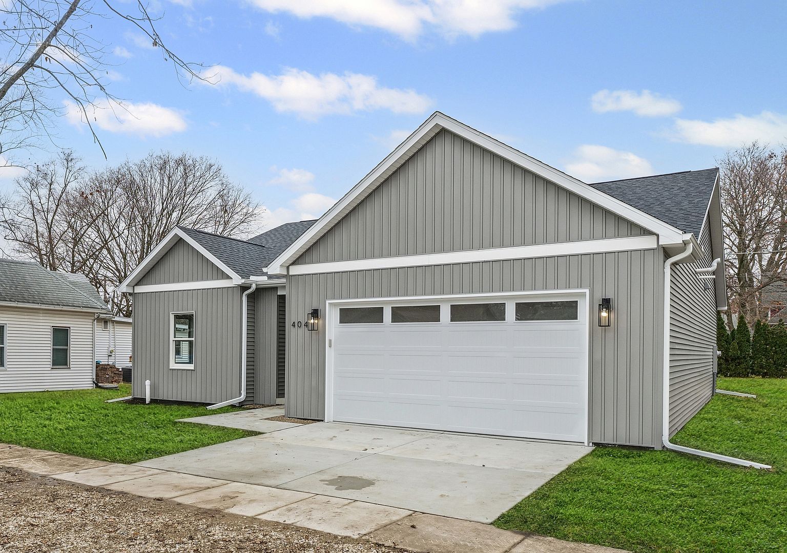 404 E Sherman St Saint Joseph, IL 61873 - Thumbnail 5