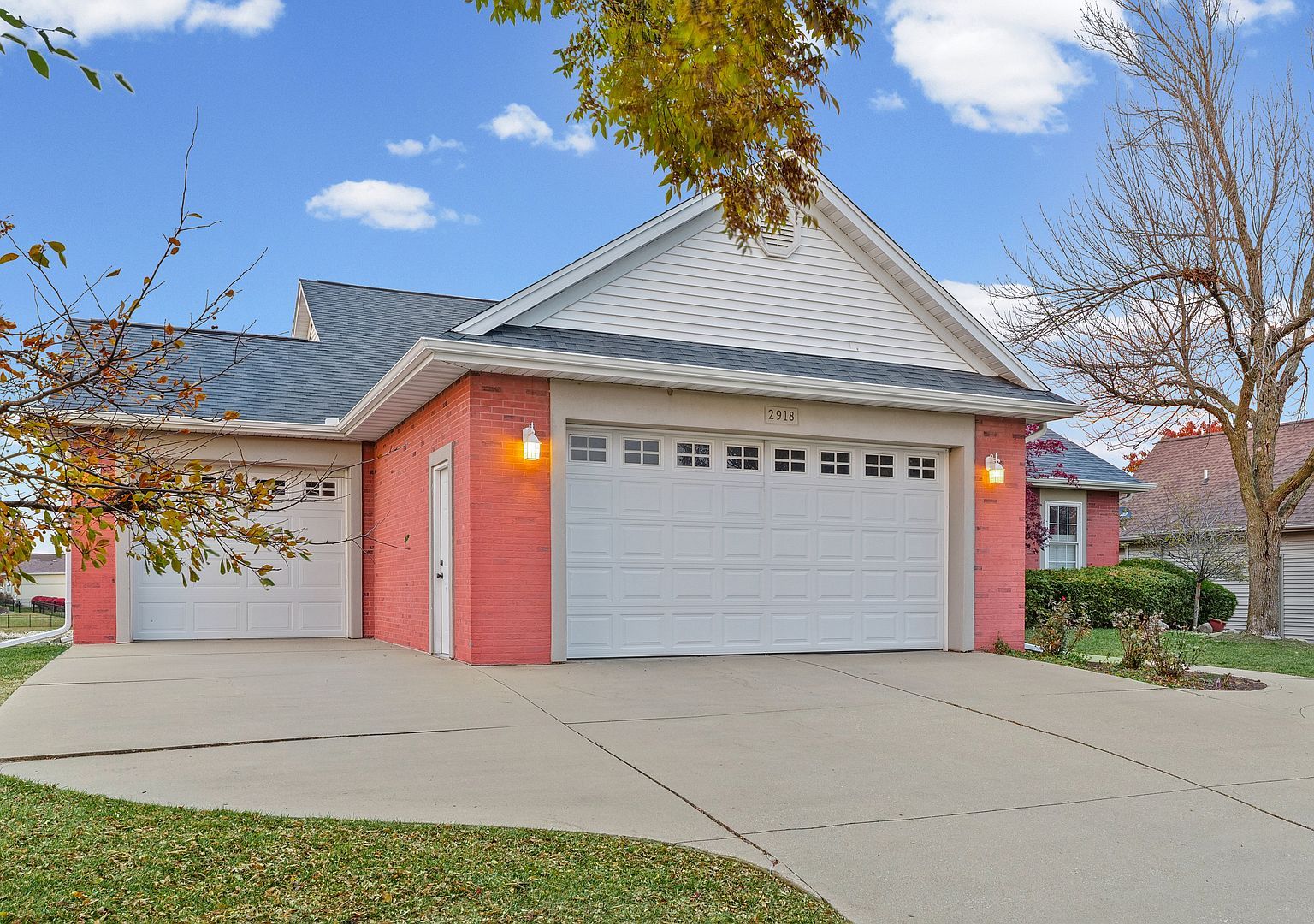 2918 Rutherford Dr Urbana, IL 61802 - Thumbnail 5