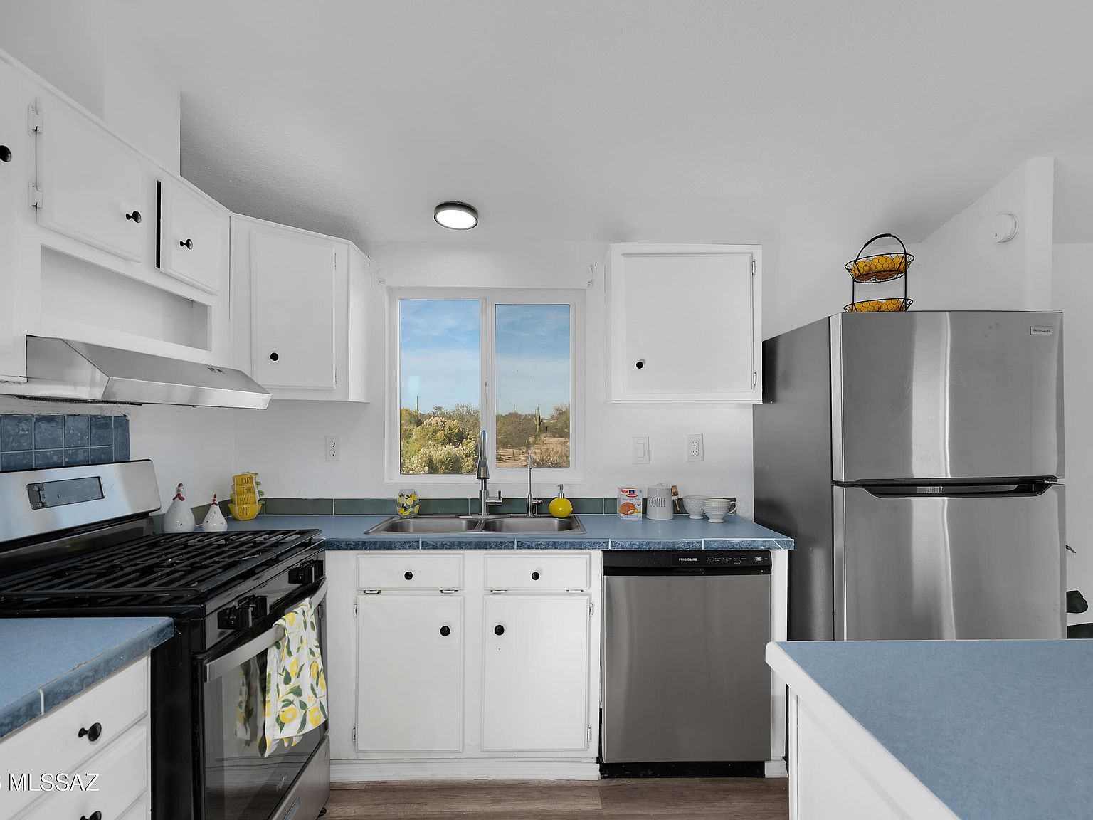 7697 N Steele Dr Tucson, AZ 85743 - Thumbnail 5