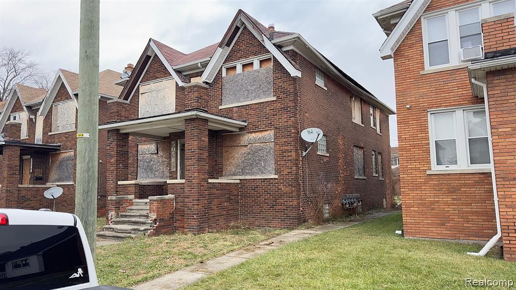 5056 Coplin St Detroit, MI 48213  | Multi Family