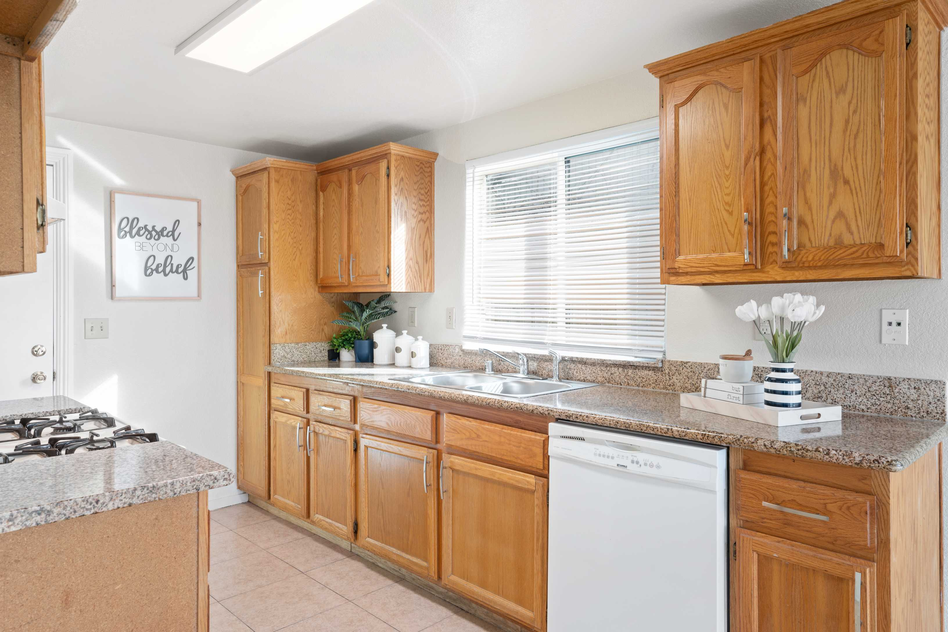 5509 Hamilton Street, Sacramento, CA, USA, 95842 - Thumbnail 5