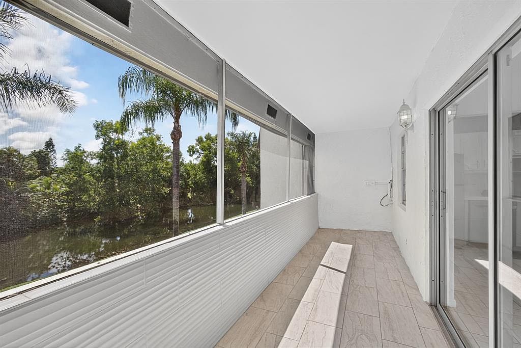 126 Sparrow Dr APT 10B Royal Palm Beach, FL 33411 - Thumbnail 5