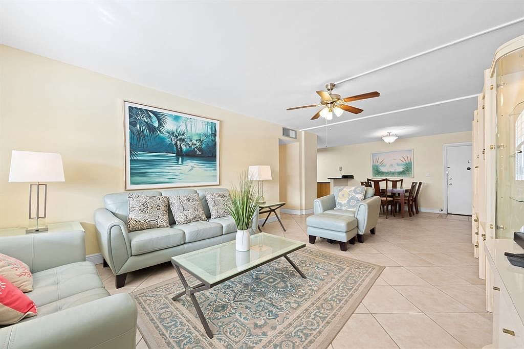 111 Golden Isles Dr APT B2 Hallandale Beach, FL 33009 - Thumbnail 5