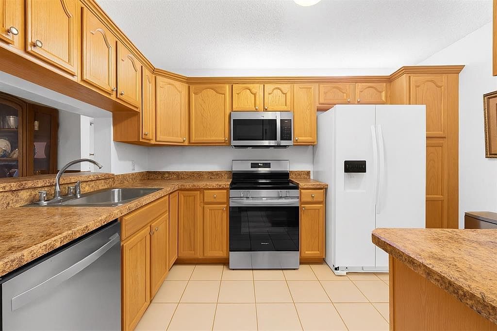 2908 Carambola Cir #101-B Pompano Beach, FL 33066 - Thumbnail 5