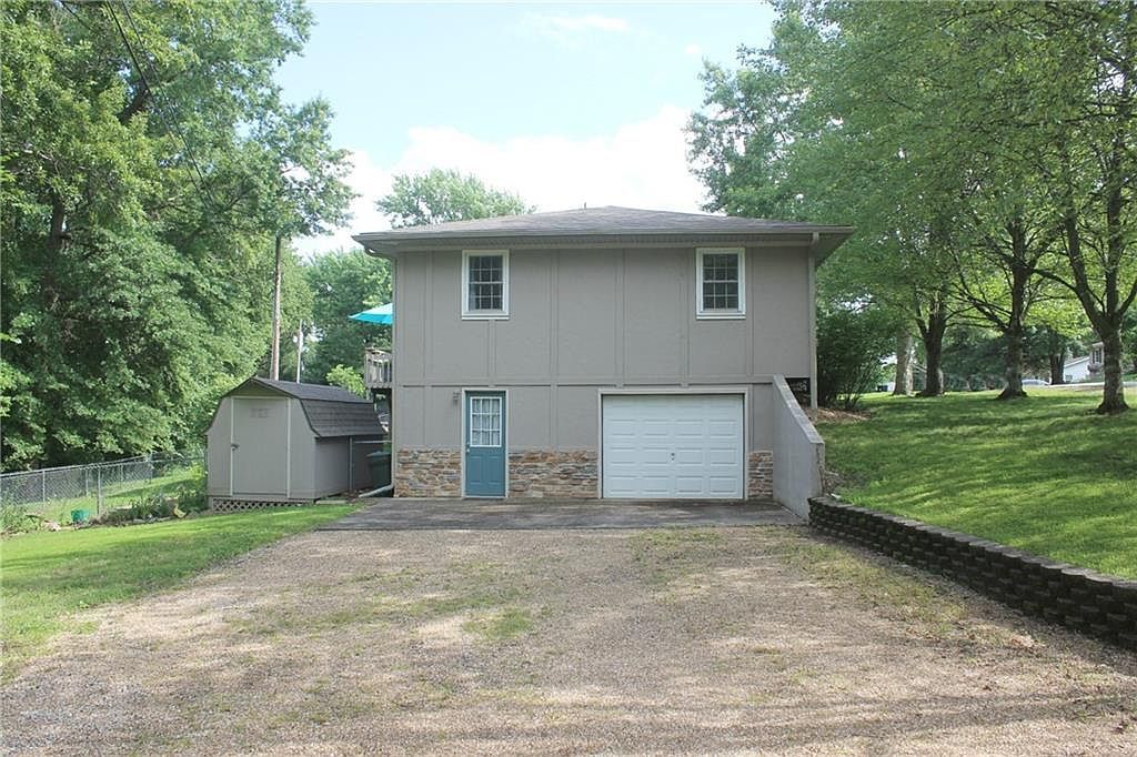 100 Elm St Windsor, MO 65360 - Thumbnail 5