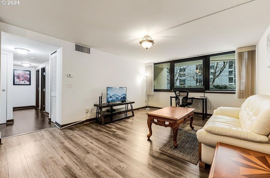 255 SW Harrison St APT 1B Portland, OR 97201 - Thumbnail 5