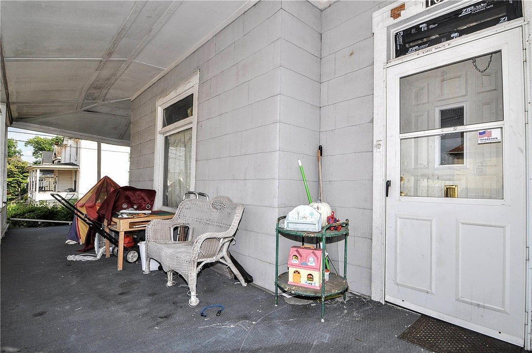 1060 Vance Ave Coraopolis, PA 15108 - Thumbnail 5