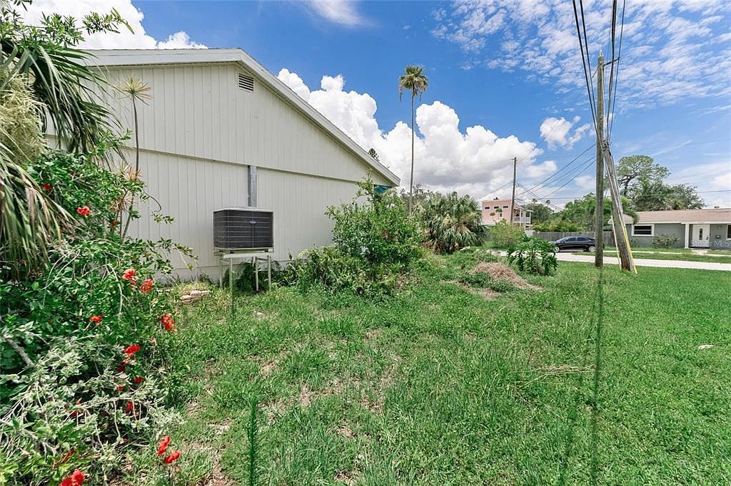 1580 Arizona Ave NE Saint Petersburg, FL 33703 - Thumbnail 5