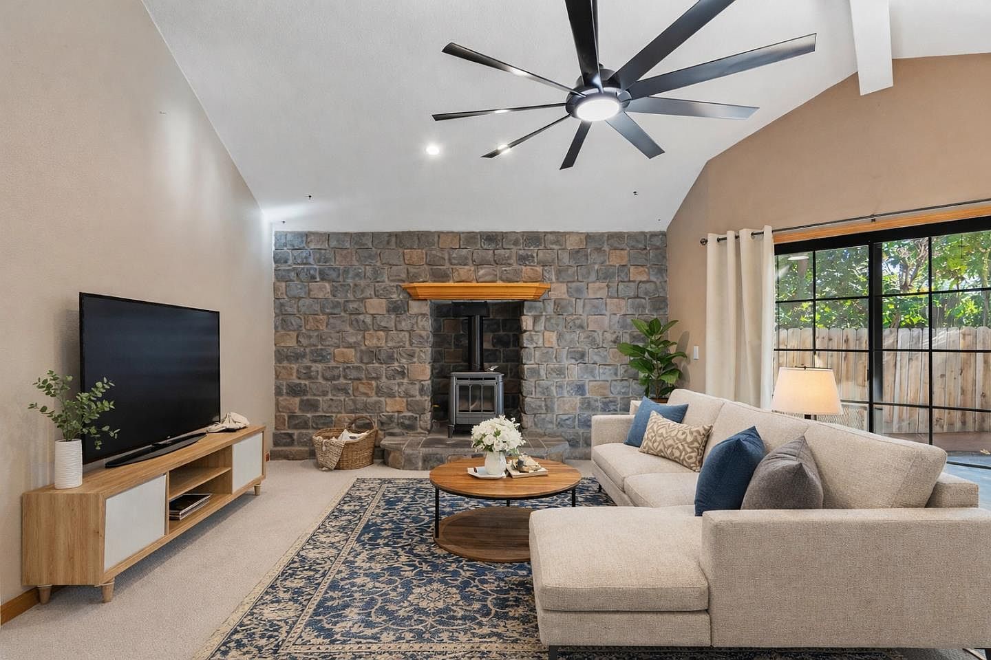 1511 Las Brisas Dr Hollister, CA 95023 - Thumbnail 5