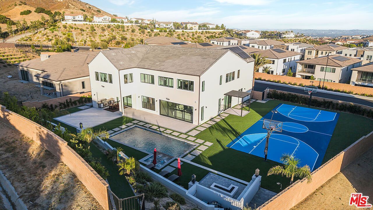 12553 N Ridgeline Rd Northridge, CA 91326 - Thumbnail 5