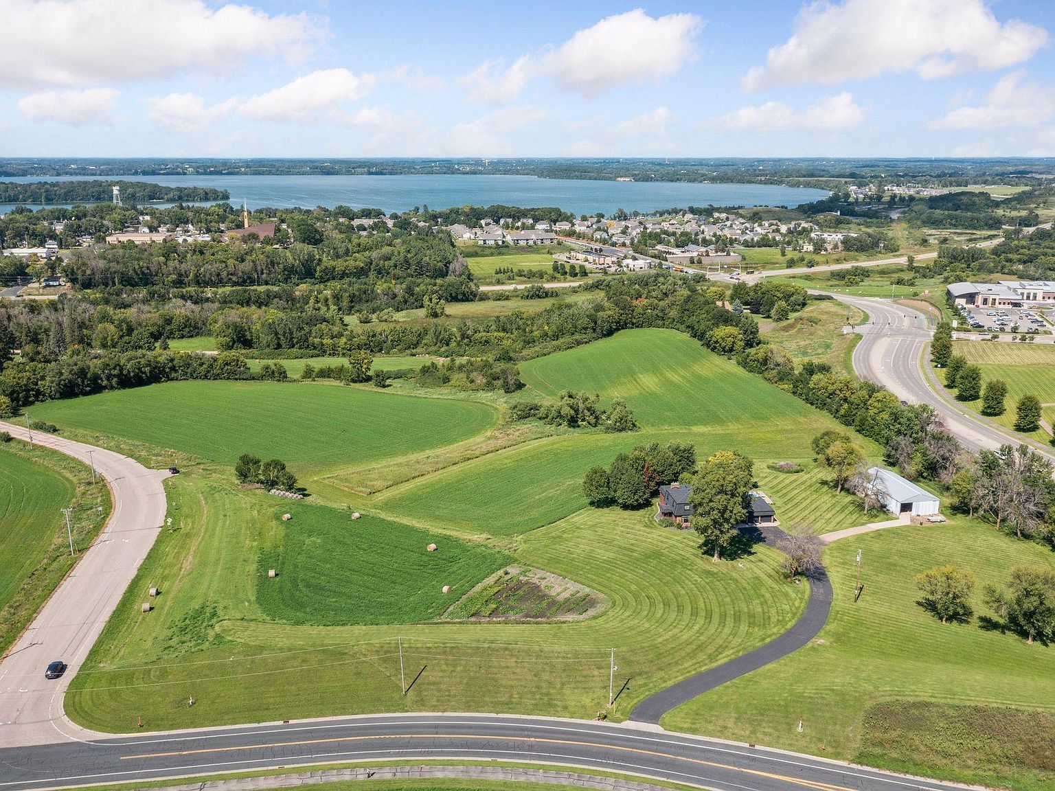 700 10th St E Waconia, MN 55387 - Thumbnail 5