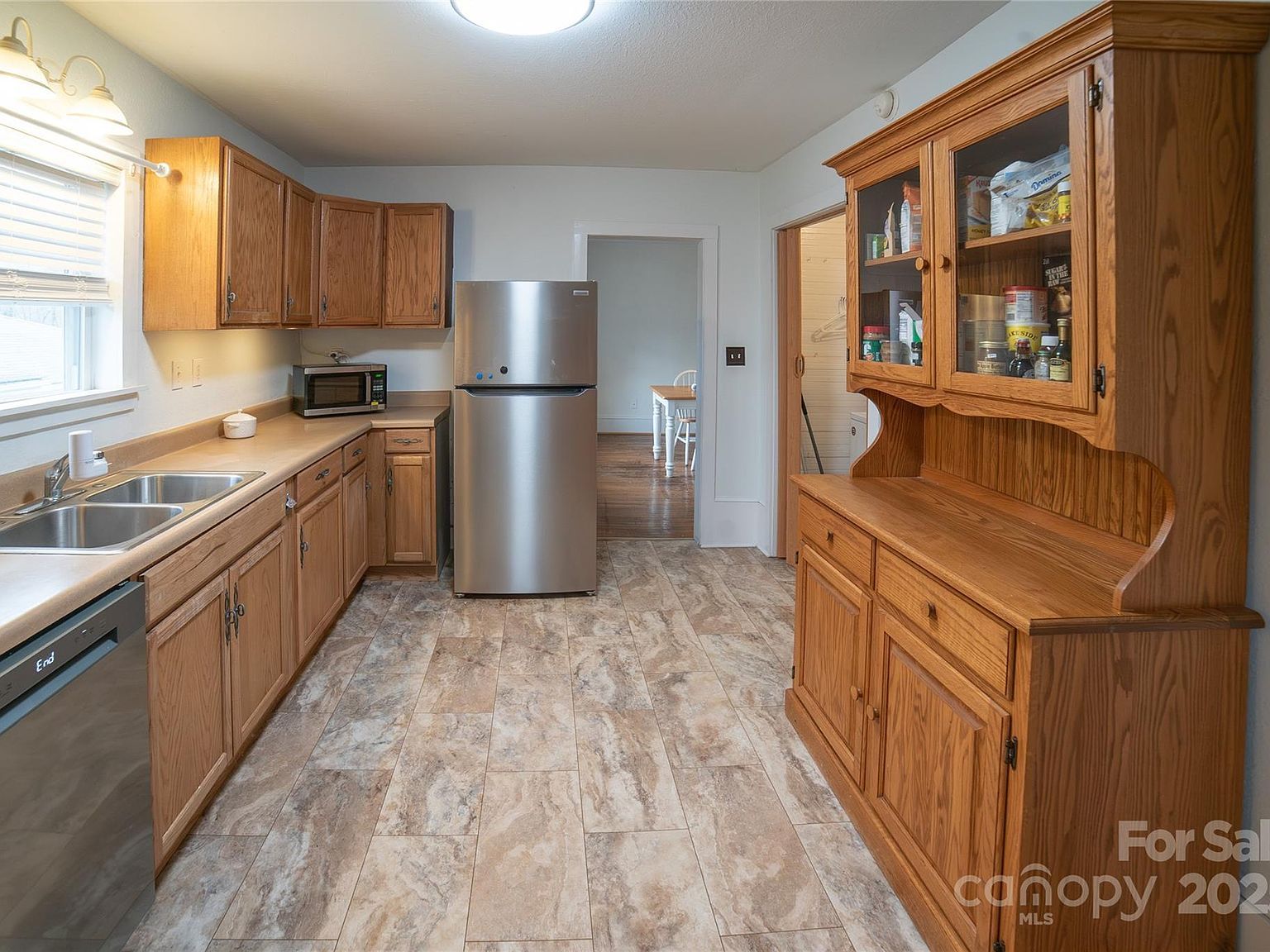 175 Blue Ridge St Marion, NC 28752 - Thumbnail 5