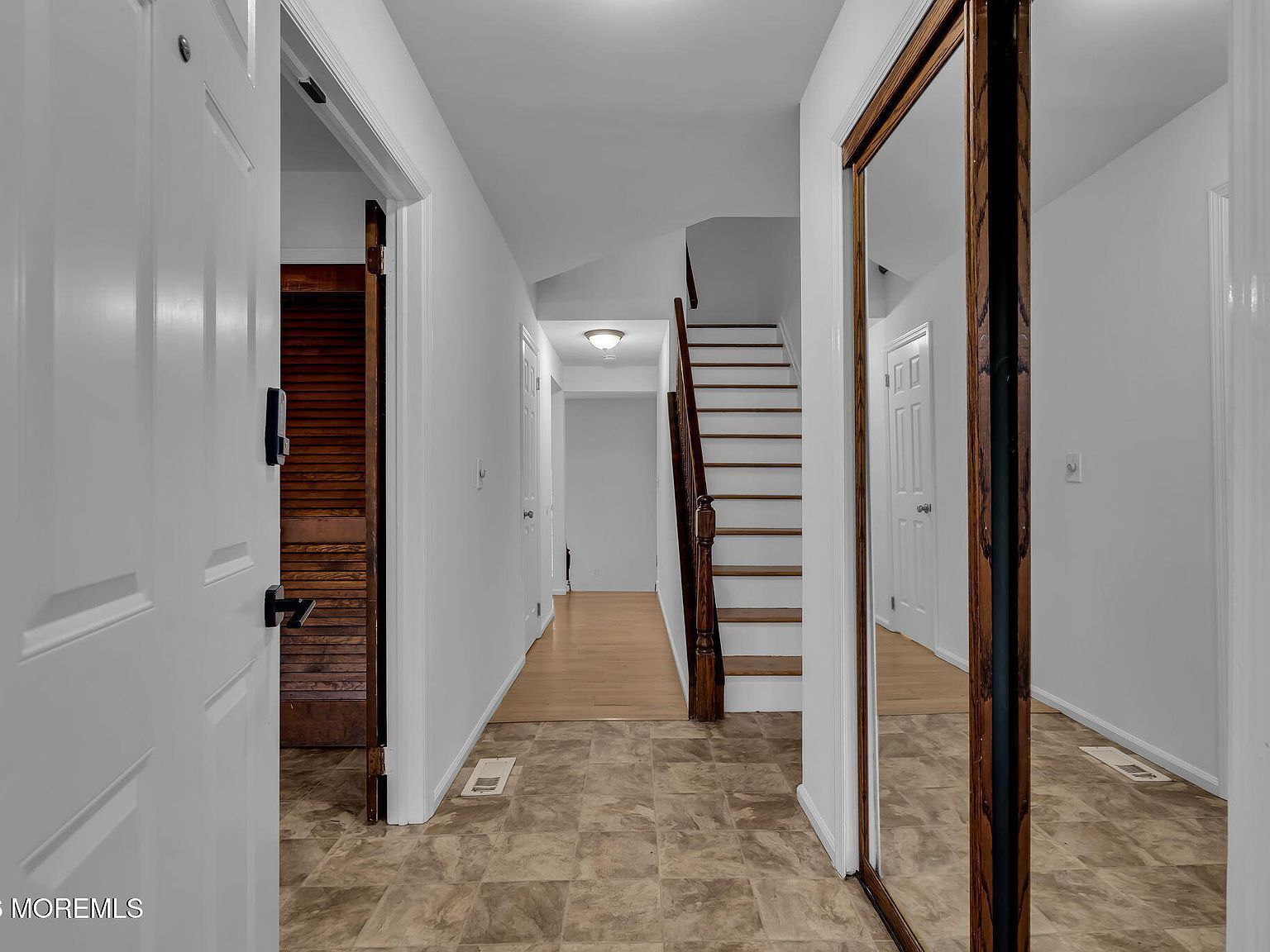 202 Bent Trl Toms River, NJ 08753 - Thumbnail 5