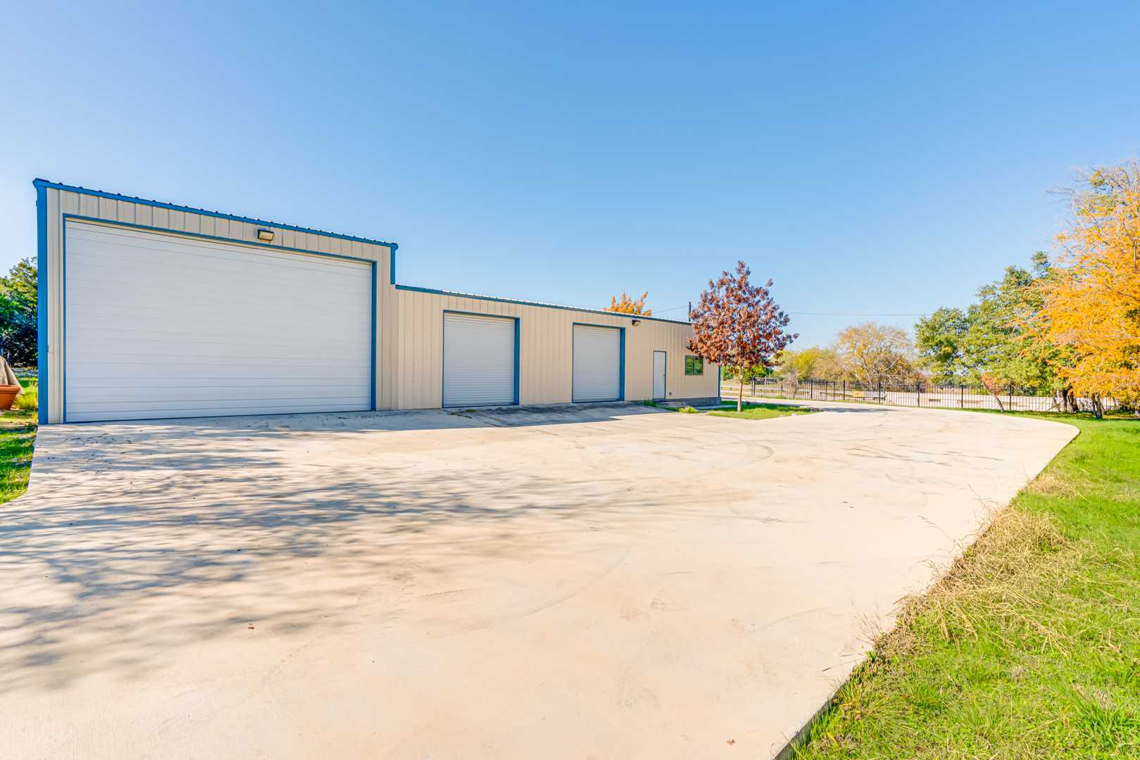 25744 Blanco Road, San Antonio, TX, USA, 78260 - Thumbnail 5